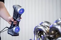 handyscan3d-silver_blue-lasers_automotive-1.jpg