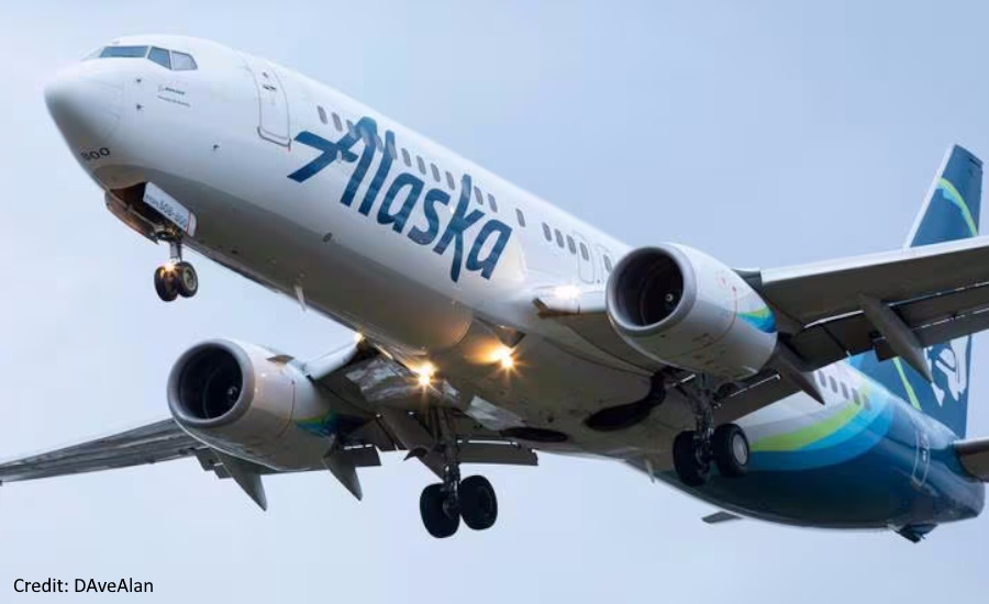 Alaska Airlines 737-9 Max plug door