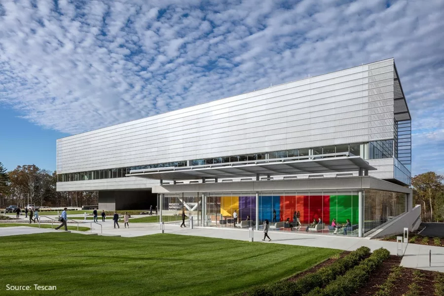 thumbnail_UConn-Innovation-Partnership_SOM_MagdaBiernat_5688.2-6000x4000.jpg