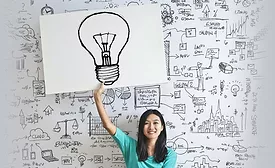 QM 1223 Minitab InfoCenter Regression Analysis. Woman holding up drawing of lightbulb.