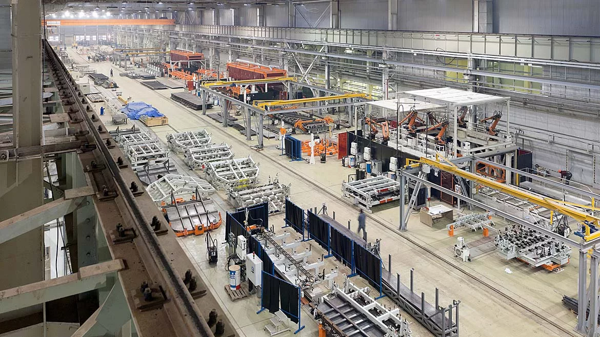 Industrial plant for the production of large mechanisms, machines and structures.