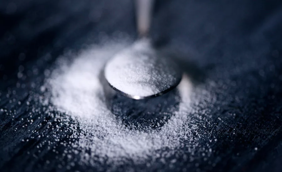 QM 0222 Minitab IC Topic 2 Tate & Lyle Sweeteners  feature.