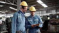 QM 0423 Quality 101 two shop workers QM 0423 Quality 101 two shop workers