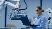 01 QM 1223 Software Feature Quality 4.0 feature image 01 QM 1223 Software Feature Quality 4.0 feature image woman in lab with laptop