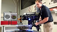 QM 0223 Quality 101 3D scanner in action with digital twin data