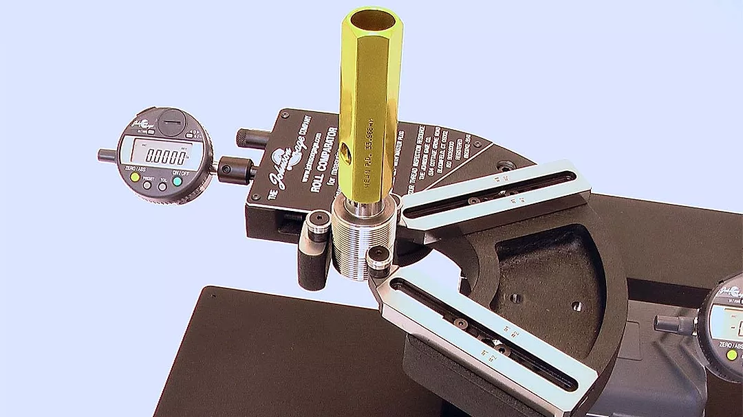 Close-up of roll comparator