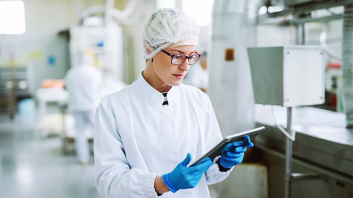 DELMIAWorks Connected worker on a tablet