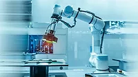 Vision measuring instrument inspecting PCB circuit board