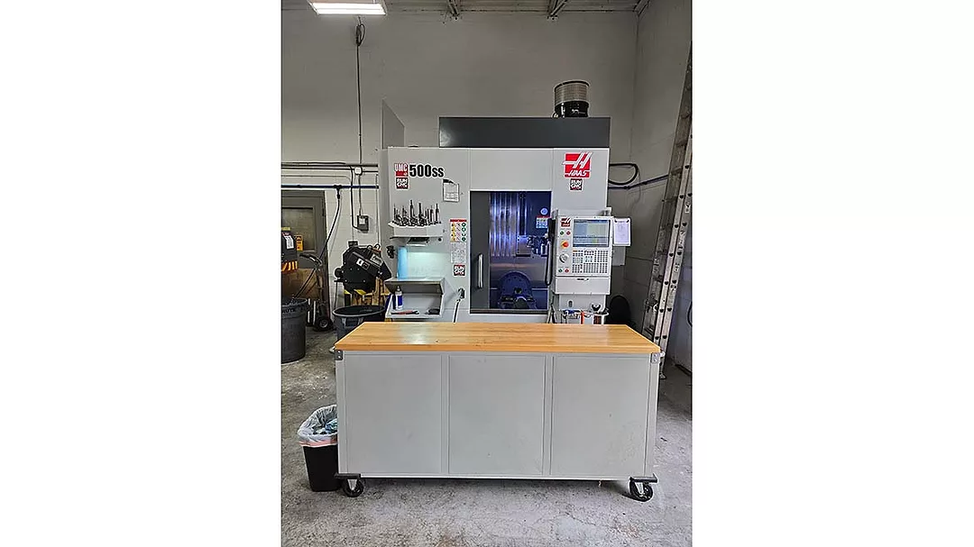 a Haas UMC-500SS 5-axis universal machining center.