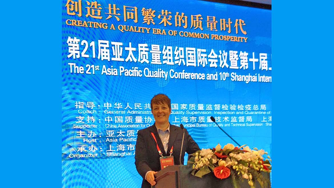 This image captures a moment during the 21st Asia Pacific Quality Conference and 10th Shanghai International Quality Conference.
