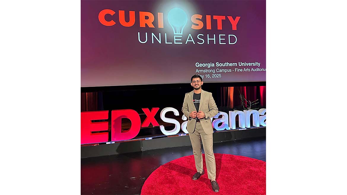 Arora at the CURIOSITY UNLEASHED TEDX event. 